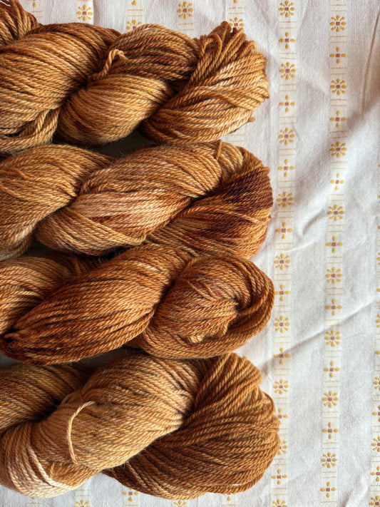 Cinnamon Roll – DK British Kent Romney Wool