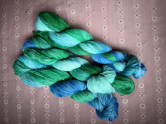 Aurora Borealis – Hand-Dyed 4ply Sock Yarn | British Bluefaced Leicester, Alpaca & Eco Bio-Nylon Blend