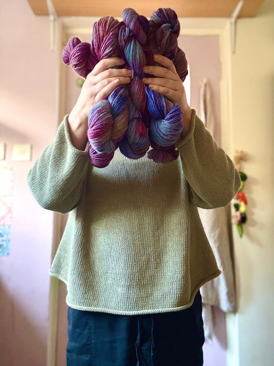 Iris Bloom- Amethyst DK Kent Romney